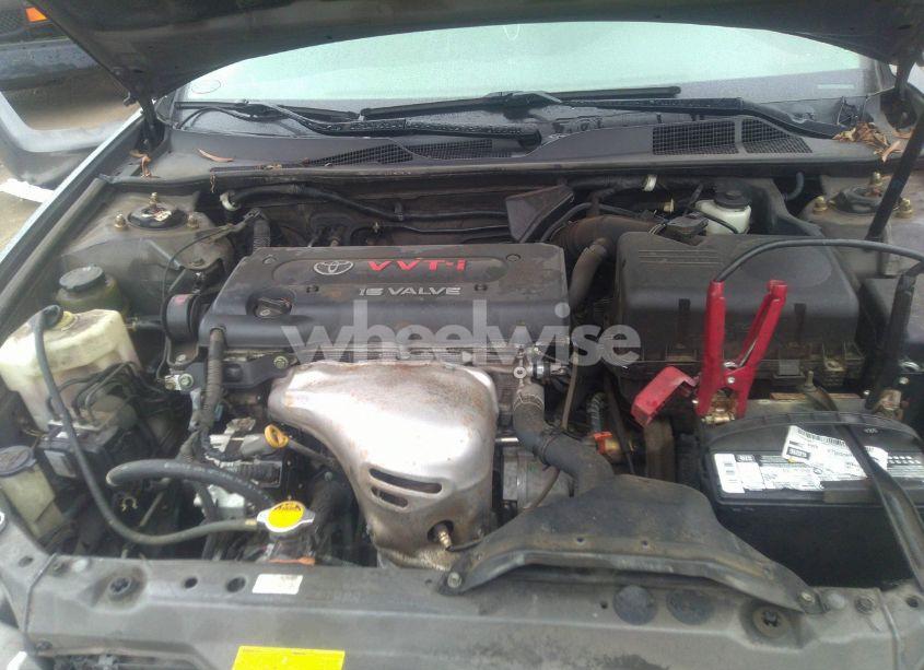 Photo 10 of 2005 Toyota Camry STD (VIN 4T1BE32K55U945922)
