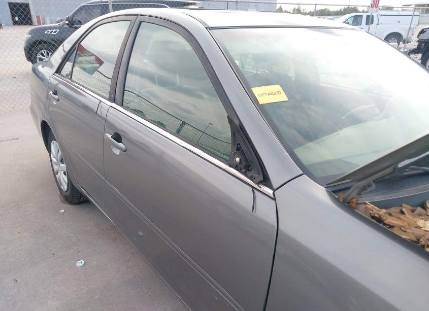 Photo 6 of 2005 Toyota Camry LE (VIN 4T1BE32K55U946214)