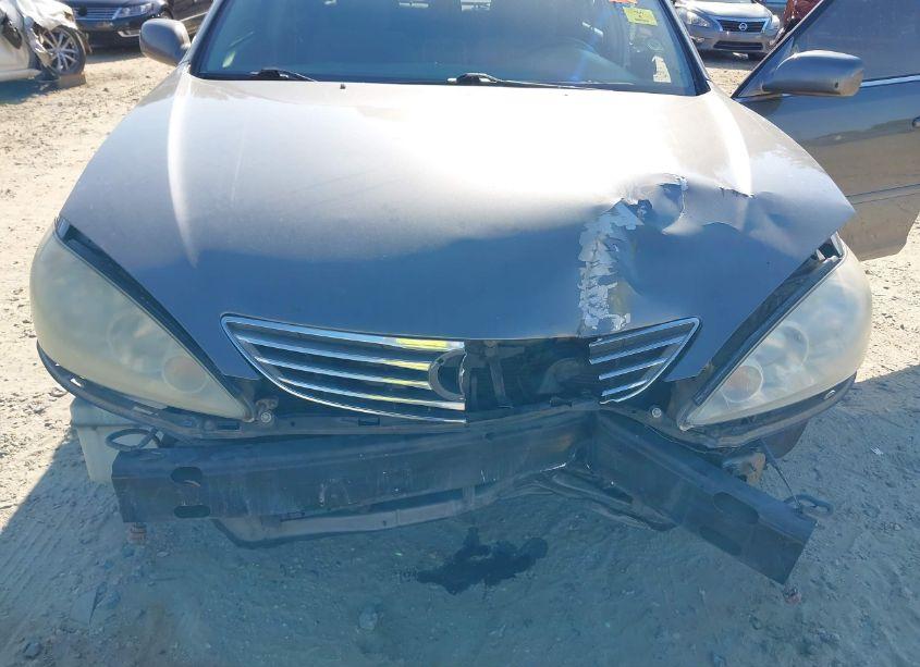 Photo 6 of 2005 Toyota Camry LE (VIN 4T1BE32K55U948786)