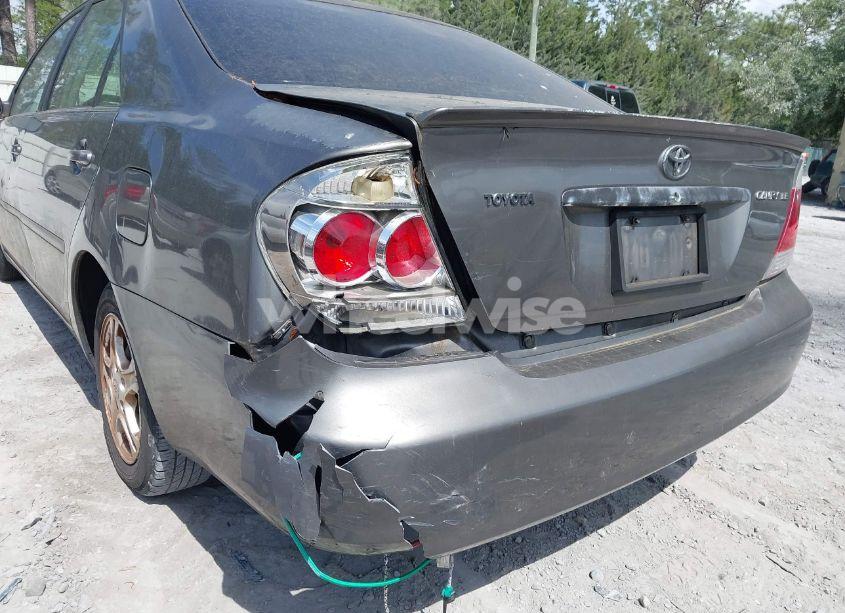 Photo 6 of 2005 Toyota Camry LE (VIN 4T1BE32K55U955026)