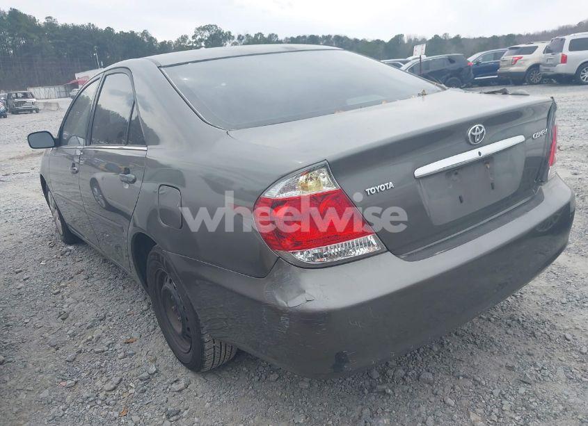 Photo 3 of 2005 Toyota Camry STD (VIN 4T1BE32K55U955964)