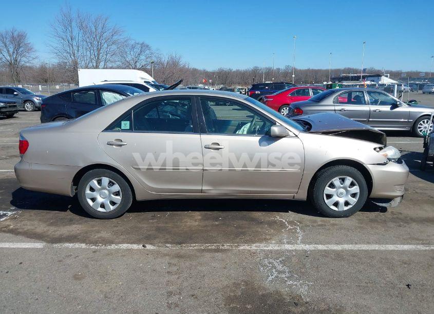 Photo 13 of 2005 Toyota Camry LE (VIN 4T1BE32K55U967645)