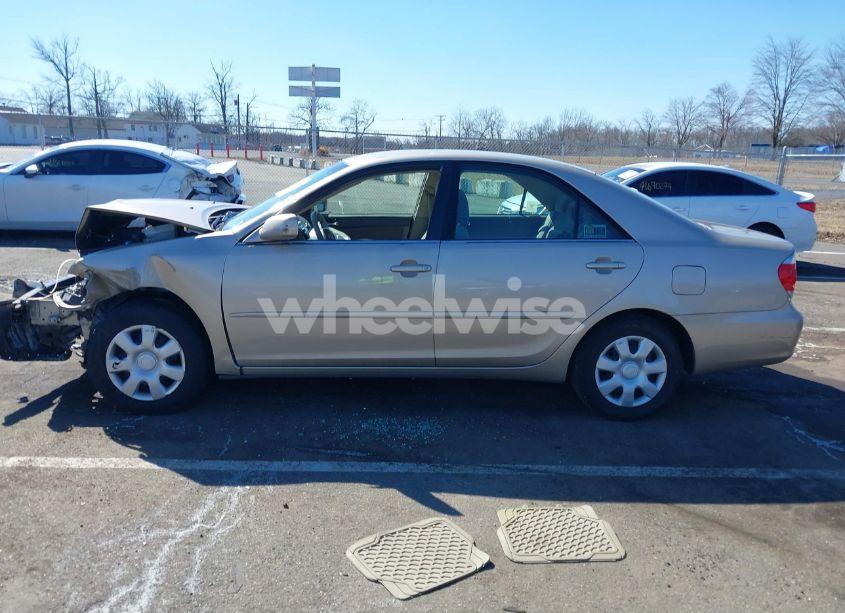 Photo 14 of 2005 Toyota Camry LE (VIN 4T1BE32K55U967645)