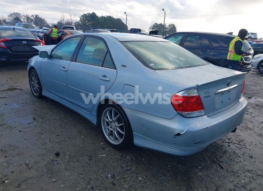 Photo 3 of 2005 Toyota Camry LE (VIN 4T1BE32K55U981755)