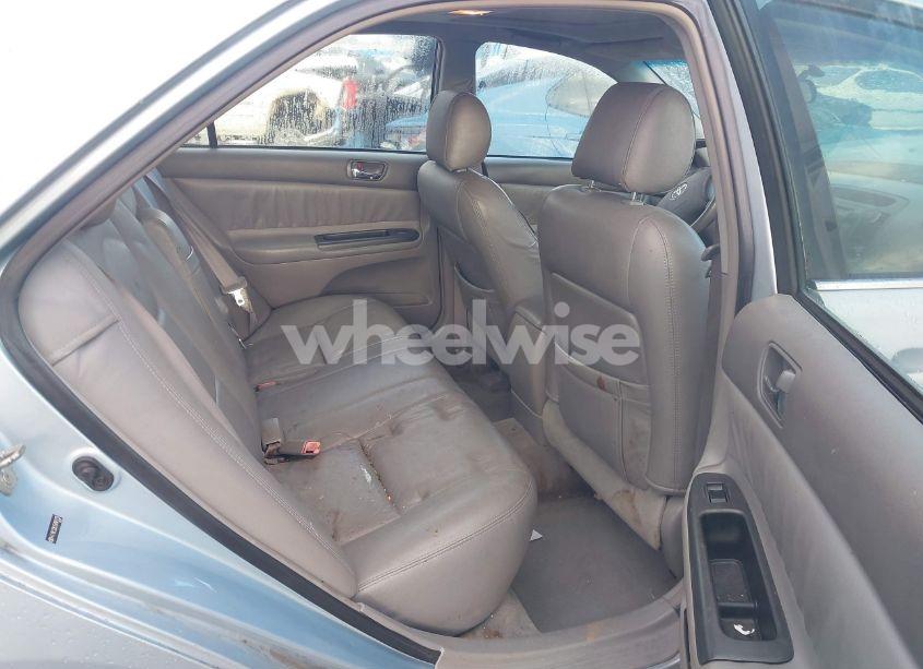 Photo 8 of 2005 Toyota Camry LE (VIN 4T1BE32K55U981755)