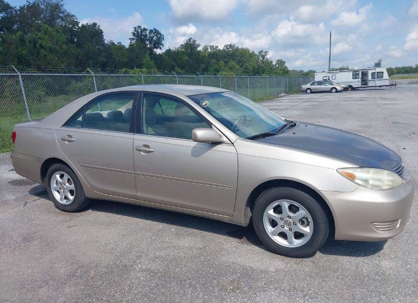 Photo 13 of 2005 Toyota Camry LE (VIN 4T1BE32K55U983411)