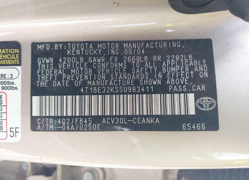Photo 9 of 2005 Toyota Camry LE (VIN 4T1BE32K55U983411)