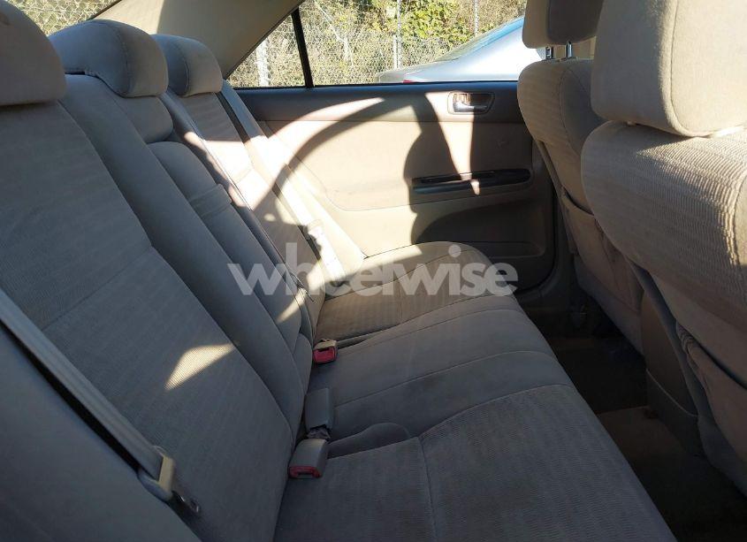 Photo 8 of 2005 Toyota Camry LE (VIN 4T1BE32K55U984445)
