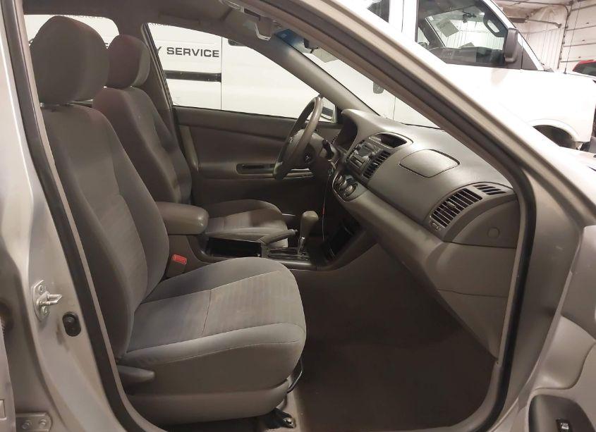 Photo 5 of 2006 Toyota Camry LE (VIN 4T1BE32K56U107164)