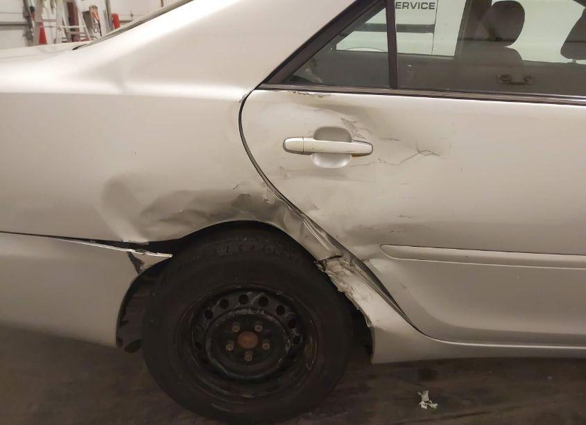 Photo 6 of 2006 Toyota Camry LE (VIN 4T1BE32K56U107164)