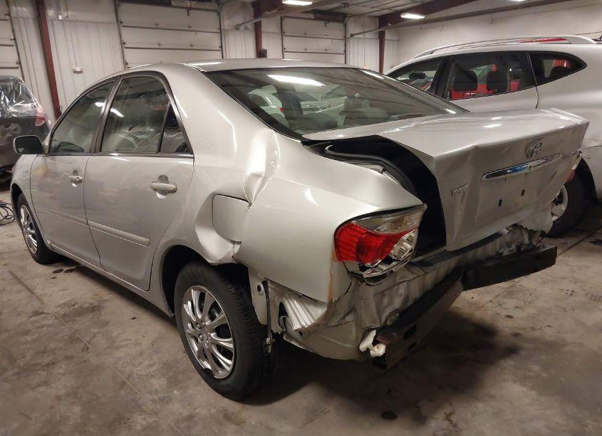 Photo 3 of 2006 Toyota Camry LE (VIN 4T1BE32K56U108315)