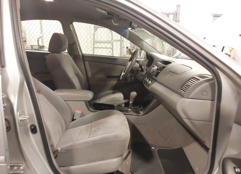 Photo 5 of 2006 Toyota Camry LE (VIN 4T1BE32K56U108315)