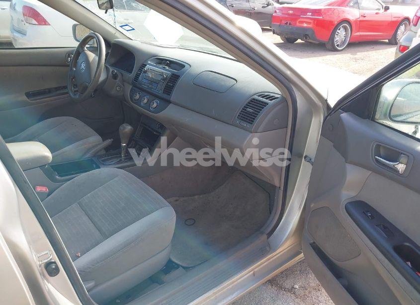 Photo 5 of 2006 Toyota Camry LE (VIN 4T1BE32K56U146823)