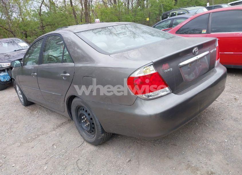 Photo 3 of 2006 Toyota Camry XLE (VIN 4T1BE32K56U641667)