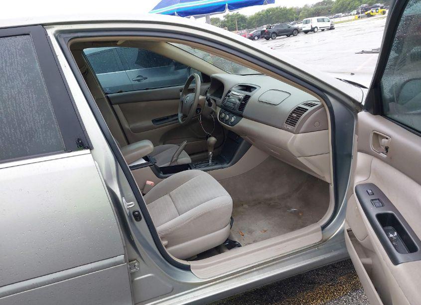 Photo 5 of 2006 Toyota Camry LE (VIN 4T1BE32K56U646268)