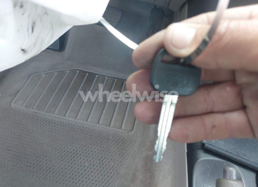 Photo 11 of 2006 Toyota Camry STD (VIN 4T1BE32K56U646271)