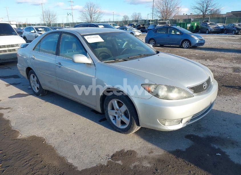2006 Toyota Camry SE (VIN 4T1BE32K56U650742) main photo