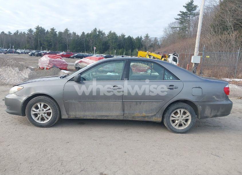 Photo 12 of 2006 Toyota Camry STD (VIN 4T1BE32K56U656525)