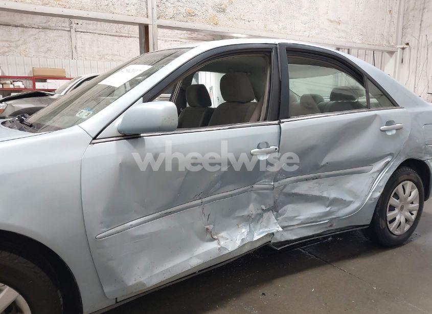 Photo 6 of 2006 Toyota Camry LE (VIN 4T1BE32K56U681683)