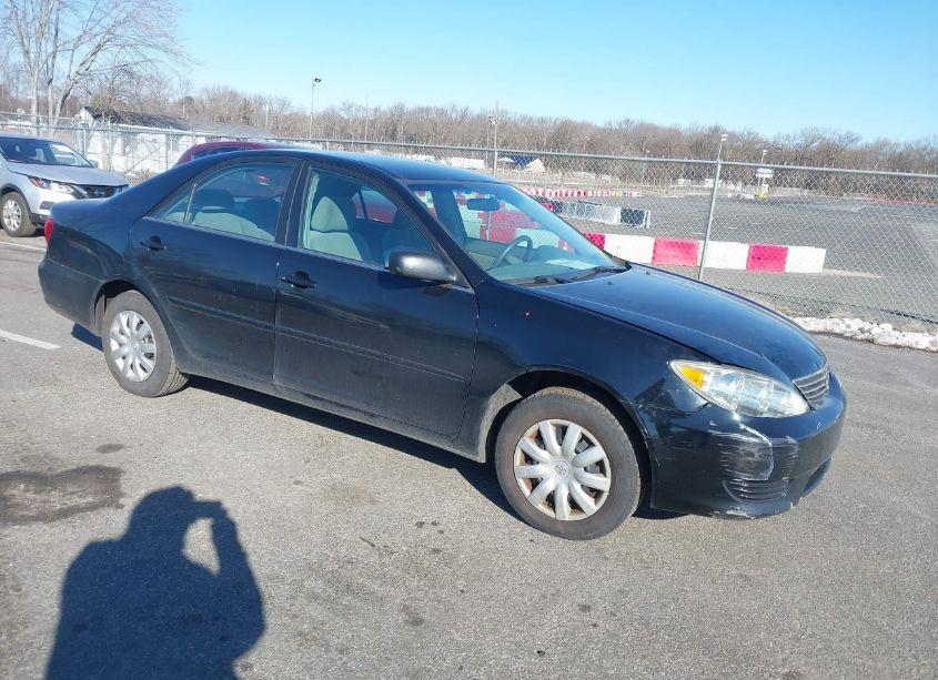 2006 Toyota Camry STD (VIN 4T1BE32K56U692540) main photo