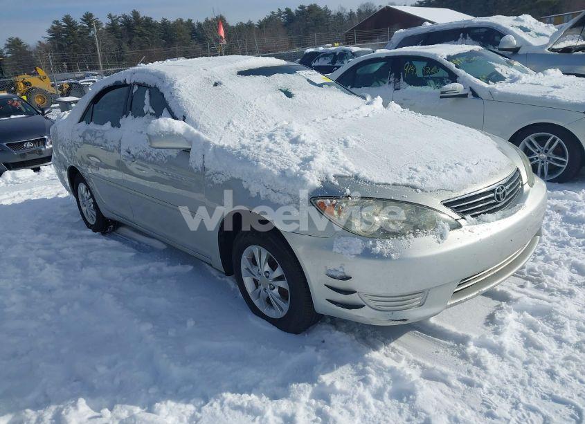 2006 Toyota Camry LE (VIN 4T1BE32K56U731496) main photo