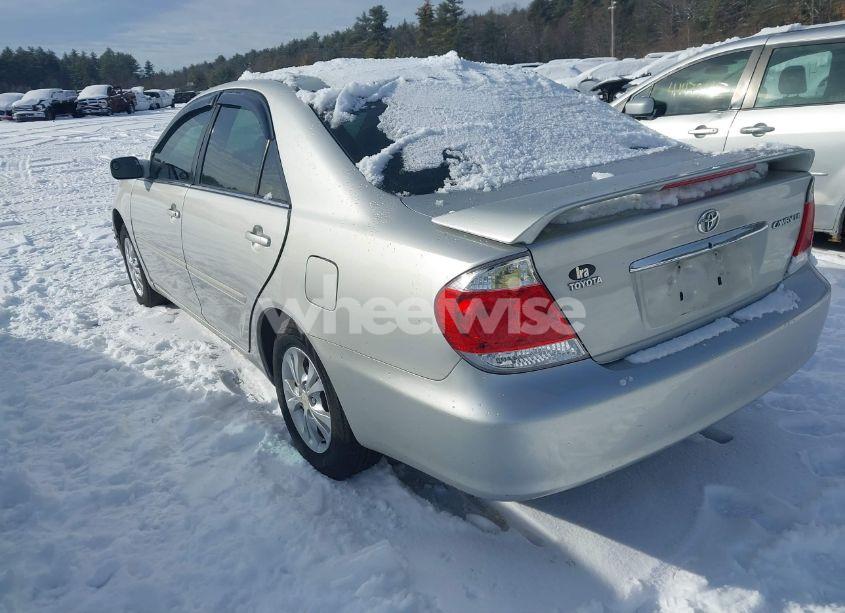 Photo 3 of 2006 Toyota Camry LE (VIN 4T1BE32K56U731496)