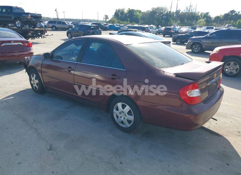 Photo 3 of 2002 Toyota Camry LE (VIN 4T1BE32K62U016141)