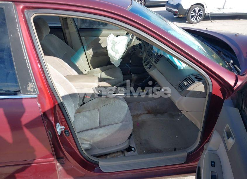 Photo 5 of 2002 Toyota Camry LE (VIN 4T1BE32K62U016141)