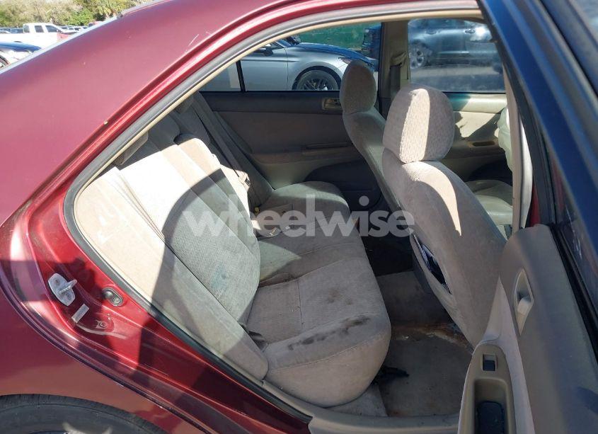 Photo 8 of 2002 Toyota Camry LE (VIN 4T1BE32K62U016141)