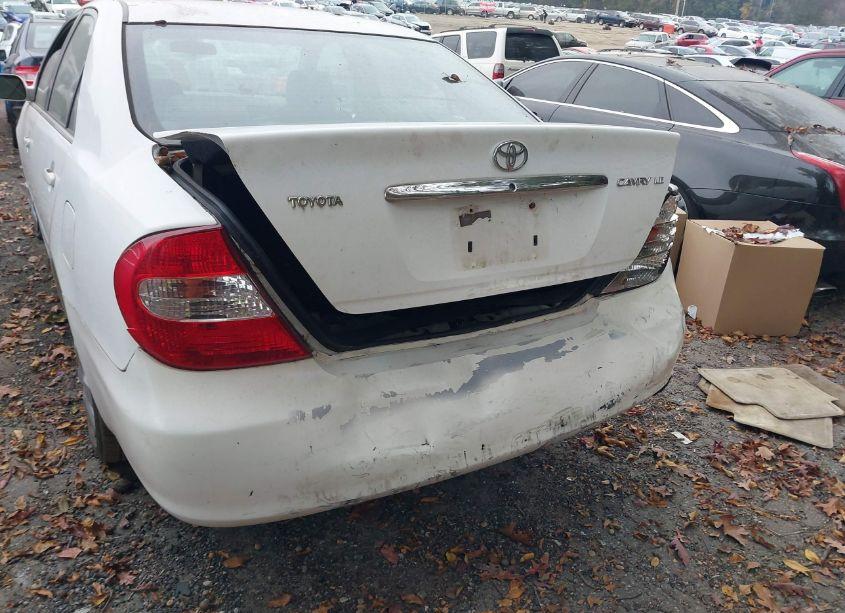 Photo 6 of 2002 Toyota Camry LE (VIN 4T1BE32K62U033473)