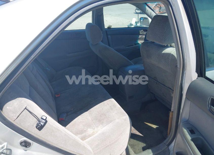 Photo 8 of 2002 Toyota Camry LE (VIN 4T1BE32K62U040388)