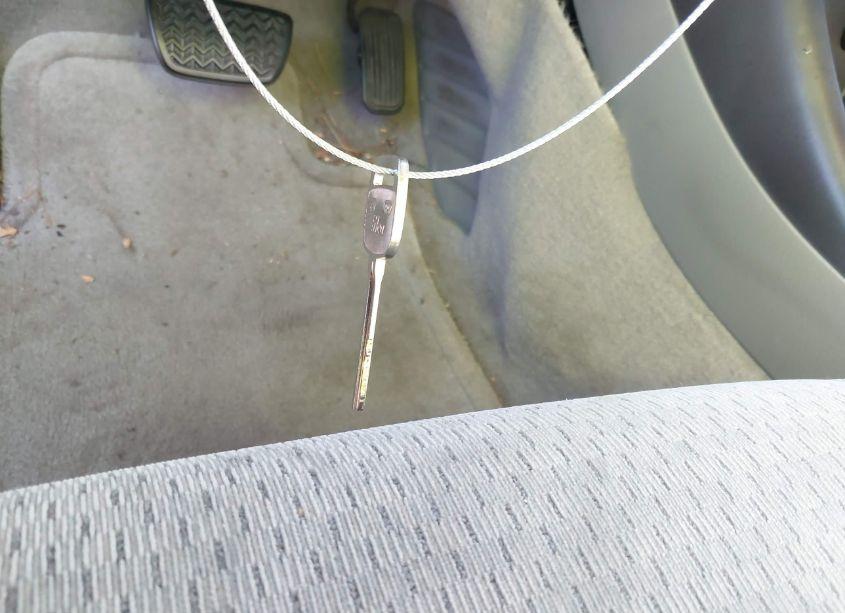 Photo 11 of 2002 Toyota Camry LE (VIN 4T1BE32K62U084407)