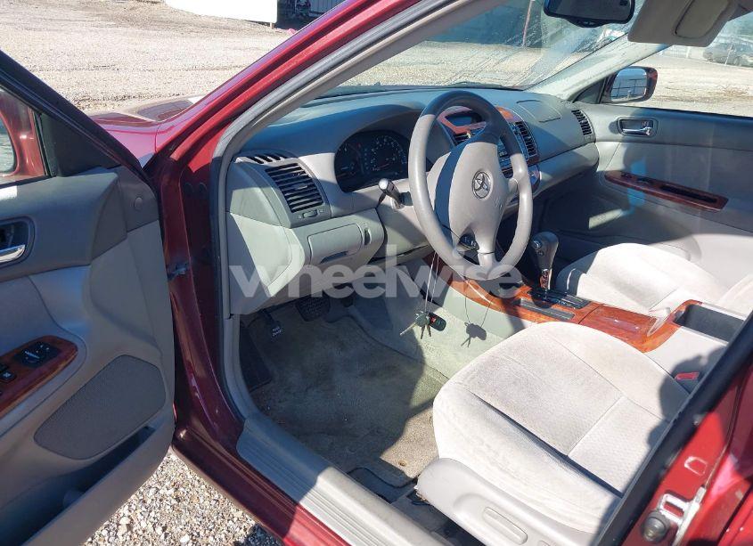 Photo 14 of 2002 Toyota Camry XLE (VIN 4T1BE32K62U111007)