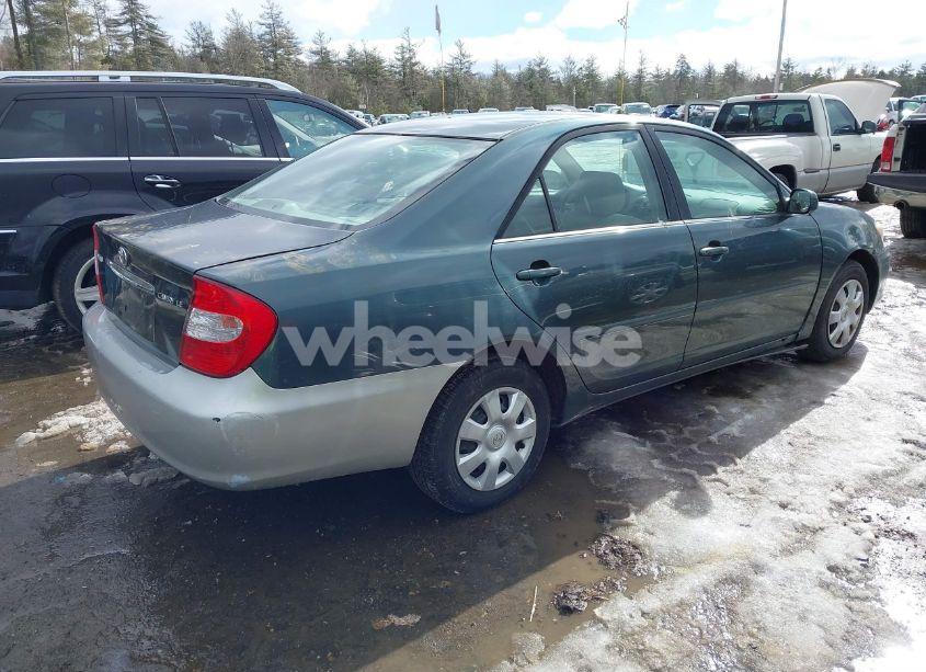 Photo 4 of 2002 Toyota Camry LE (VIN 4T1BE32K62U527199)