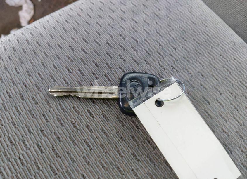 Photo 11 of 2002 Toyota Camry LE (VIN 4T1BE32K62U535223)