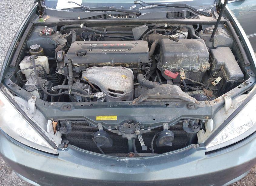 Photo 10 of 2002 Toyota Camry XLE (VIN 4T1BE32K62U537621)