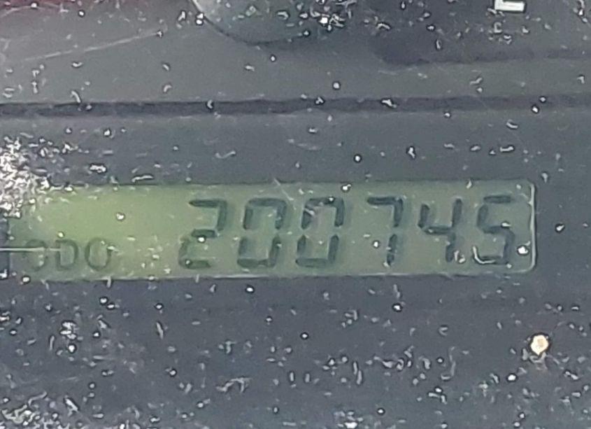 Photo 12 of 2002 Toyota Camry XLE (VIN 4T1BE32K62U537621)