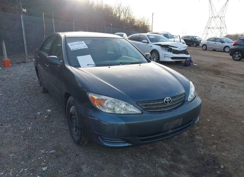 Photo 13 of 2002 Toyota Camry XLE (VIN 4T1BE32K62U537621)