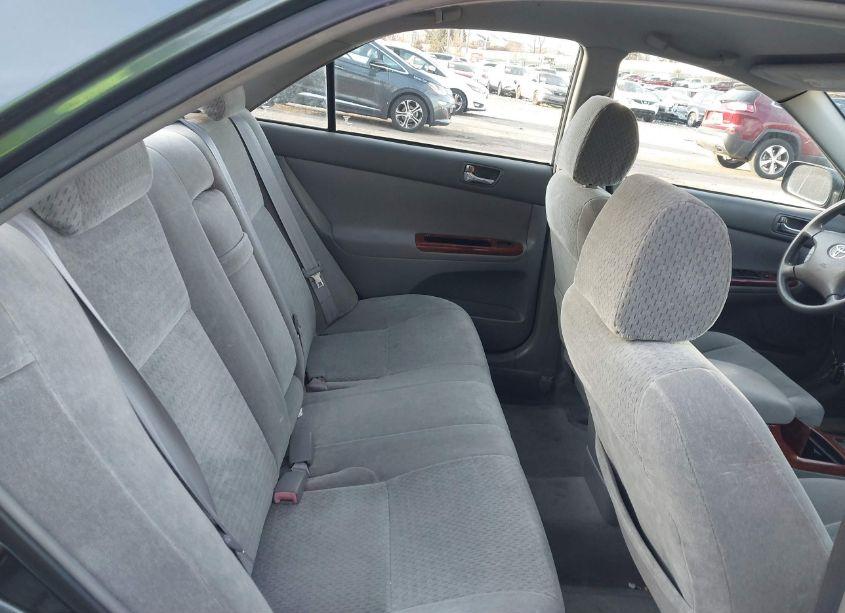 Photo 8 of 2002 Toyota Camry XLE (VIN 4T1BE32K62U537621)