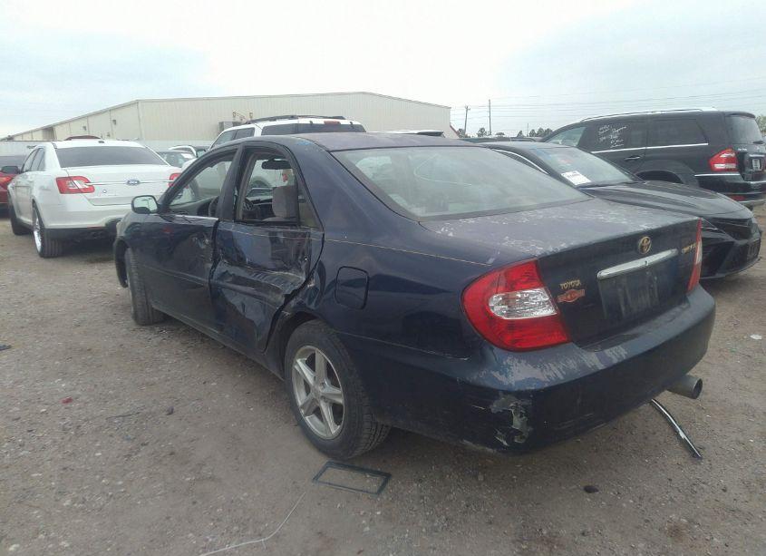 Photo 3 of 2002 Toyota Camry LE (VIN 4T1BE32K62U539580)