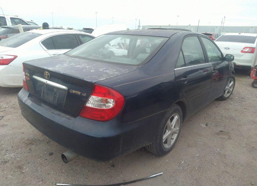 Photo 4 of 2002 Toyota Camry LE (VIN 4T1BE32K62U539580)