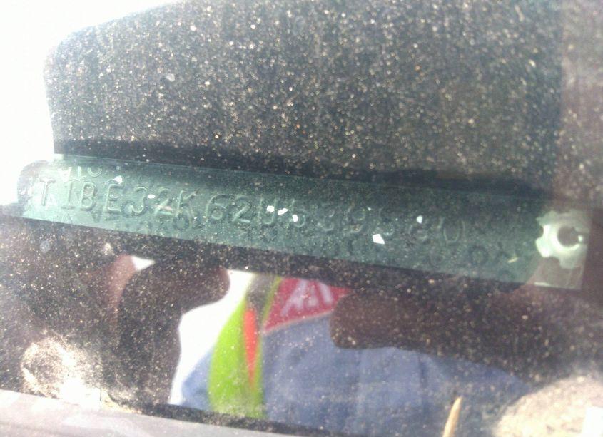 Photo 9 of 2002 Toyota Camry LE (VIN 4T1BE32K62U539580)