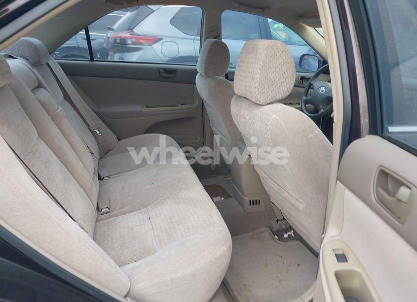 Photo 8 of 2002 Toyota Camry LE (VIN 4T1BE32K62U556640)