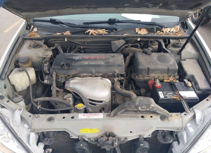 Photo 10 of 2002 Toyota Camry LE (VIN 4T1BE32K62U565502)