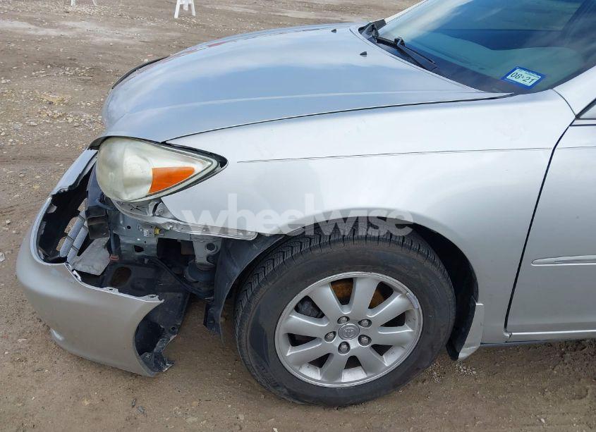 Photo 13 of 2002 Toyota Camry XLE (VIN 4T1BE32K62U608221)