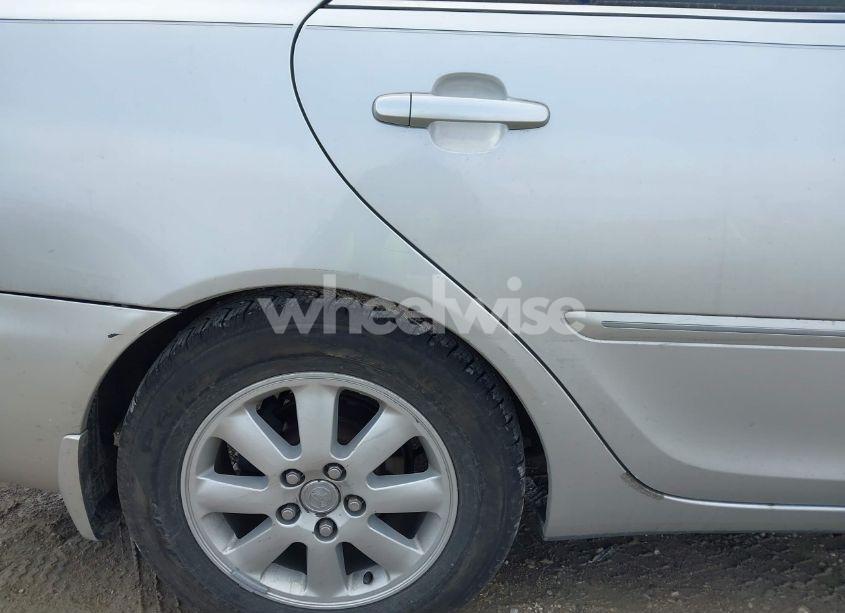 Photo 16 of 2002 Toyota Camry XLE (VIN 4T1BE32K62U608221)