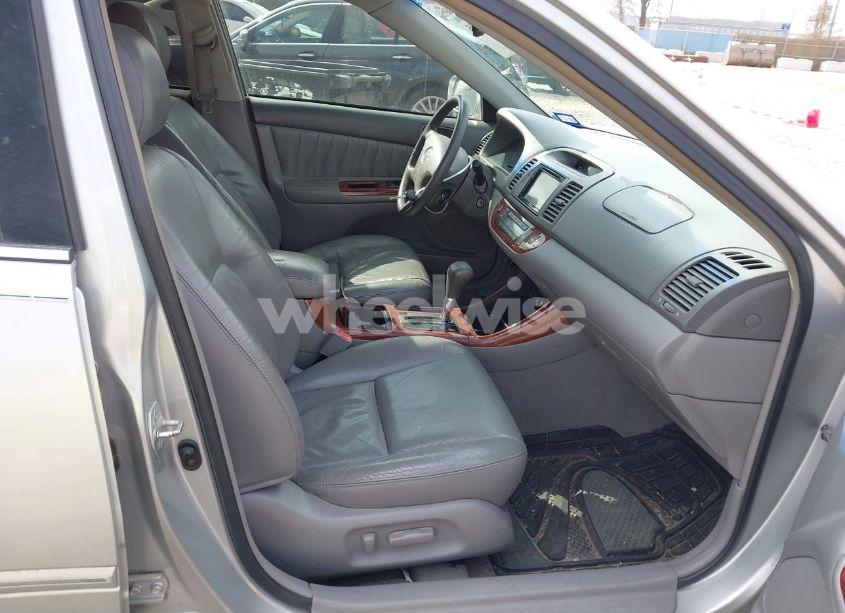 Photo 5 of 2002 Toyota Camry XLE (VIN 4T1BE32K62U608221)