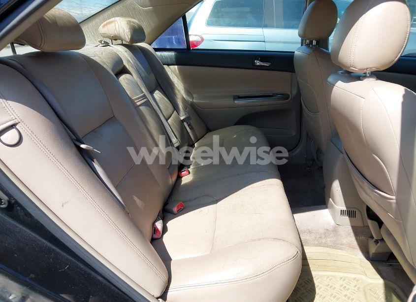 Photo 8 of 2003 Toyota Camry SE (VIN 4T1BE32K63U166896)