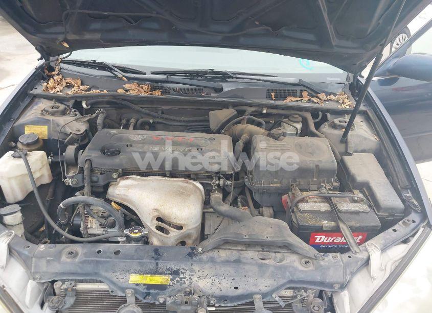 Photo 10 of 2003 Toyota Camry LE (VIN 4T1BE32K63U174903)