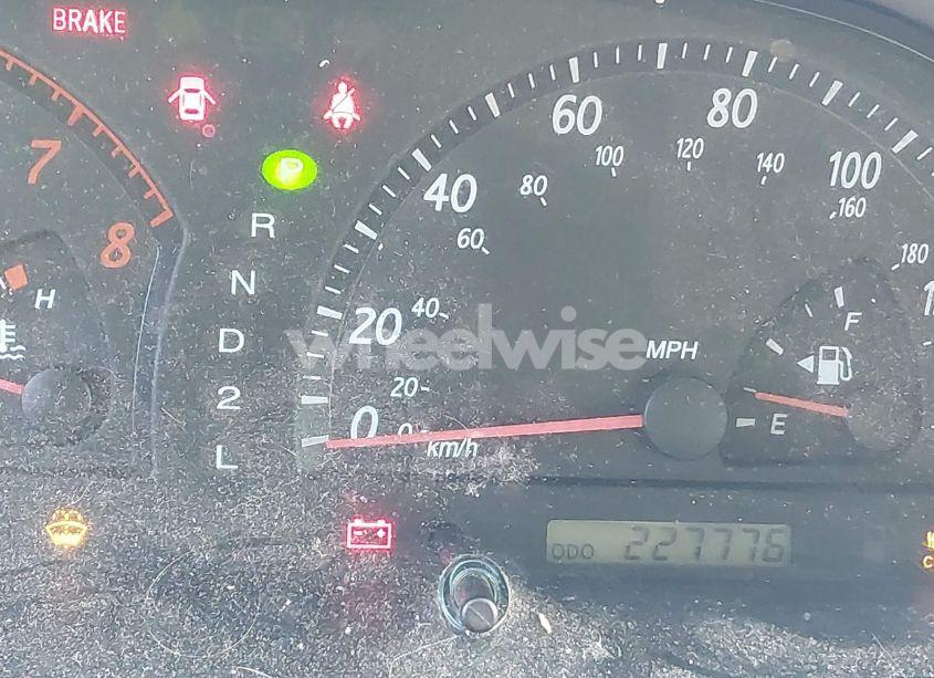 Photo 15 of 2003 Toyota Camry LE (VIN 4T1BE32K63U186954)